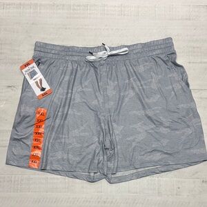 Pacific trail soft and cozy pull up shorts with elastic waist, pale camo nwt